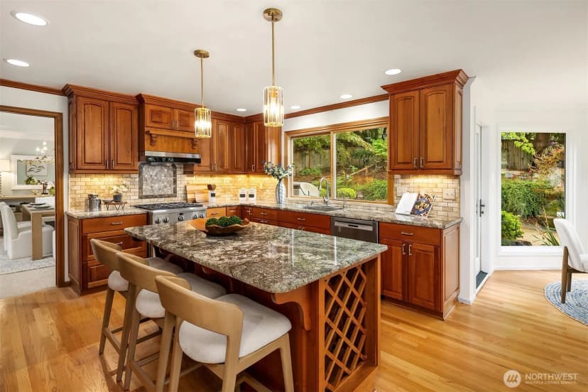 Property photo for 22525 Se 46th Place, Sammamish photo 11