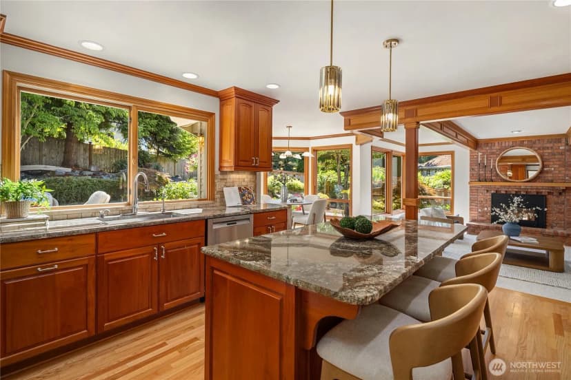Property photo for 22525 Se 46th Place, Sammamish photo 11