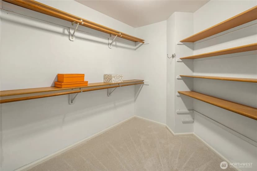 Property photo for 22525 Se 46th Place, Sammamish photo 22
