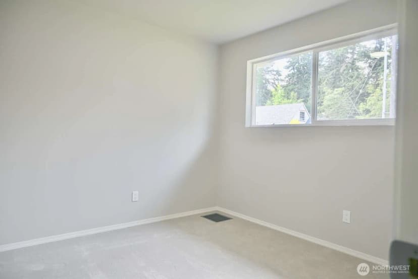 Property photo for 1012 Campbell Avenue, Port Angeles photo 14