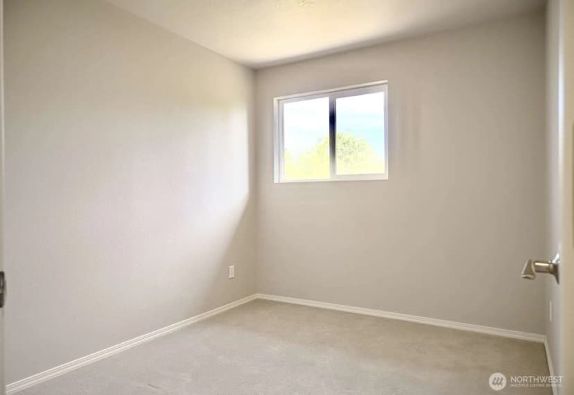 Property photo for 1012 Campbell Avenue, Port Angeles photo 10