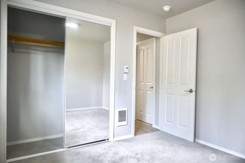 Property photo for 1012 Campbell Avenue, Port Angeles photo 15