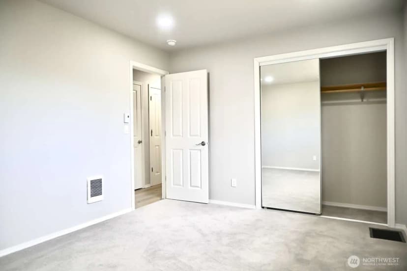 Property photo for 1012 Campbell Avenue, Port Angeles photo 13