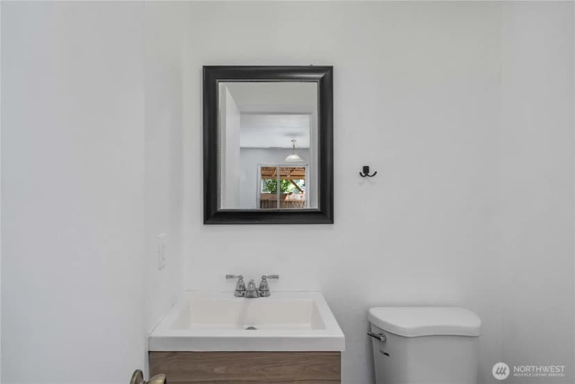 Property photo for 19514 104th Avenue E, Graham photo 23