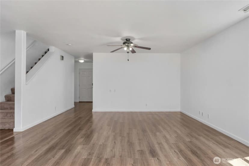 Property photo for 19514 104th Avenue E, Graham photo 16