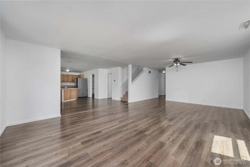 Property photo for 19514 104th Avenue E, Graham photo 18