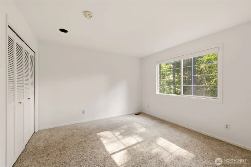 Property photo for 14326 17th Avenue Ne, Redmond photo 33