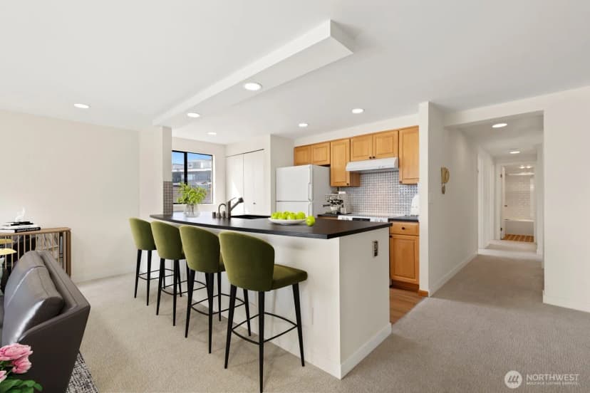 Property photo for 3710 25th Place W #405, Seattle photo 6