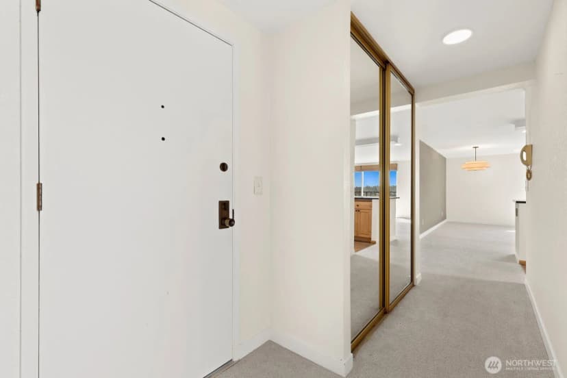 Property photo for 3710 25th Place W #405, Seattle photo 16