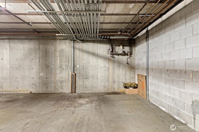 Property photo for 3710 25th Place W #405, Seattle photo 31