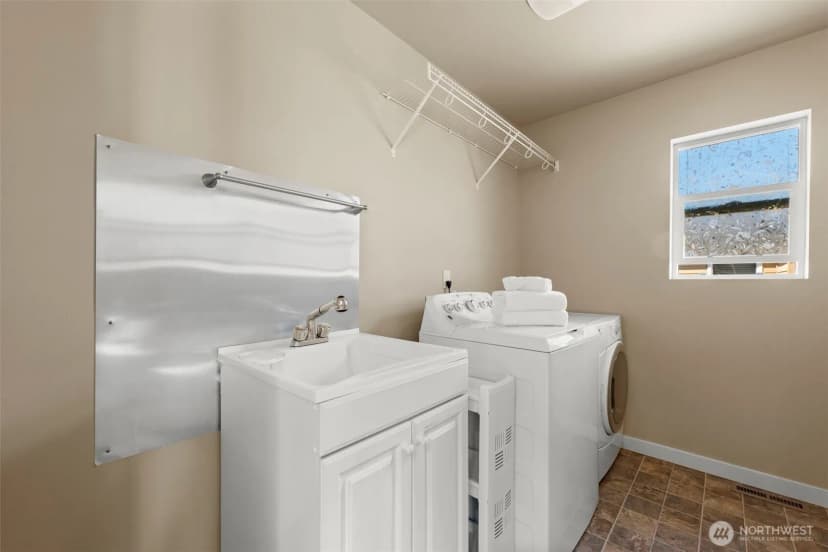 Property photo for 10212 242nd Avenue Ne, Redmond photo 21