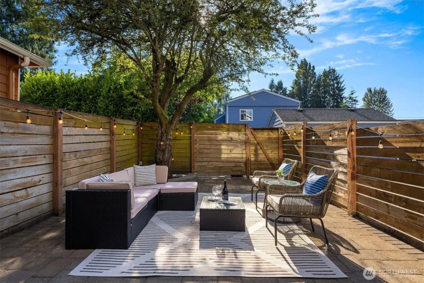 Property photo for 7051 34th Avenue Ne, Seattle photo 16