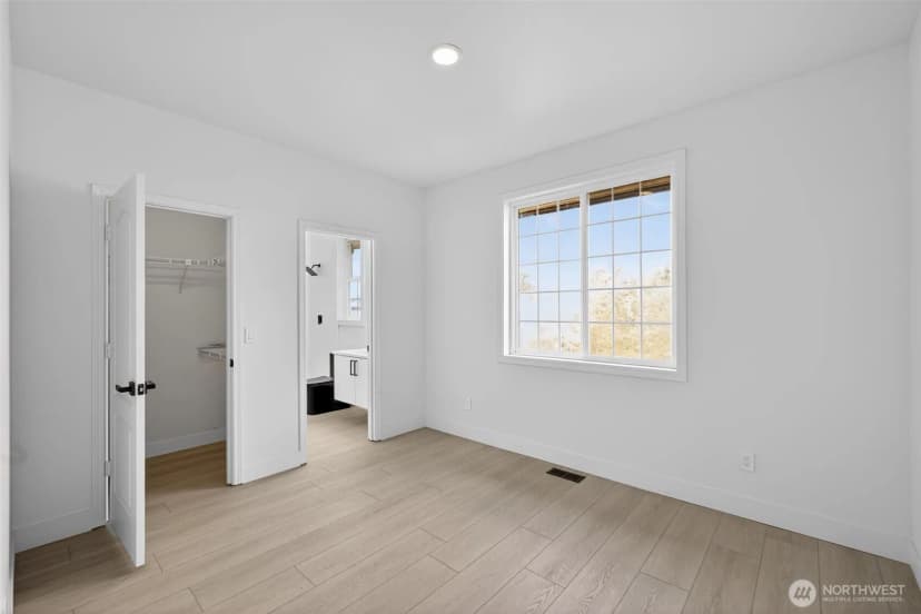 Property photo for 31728 Se Issaquah Fall City Road, Fall City photo 22
