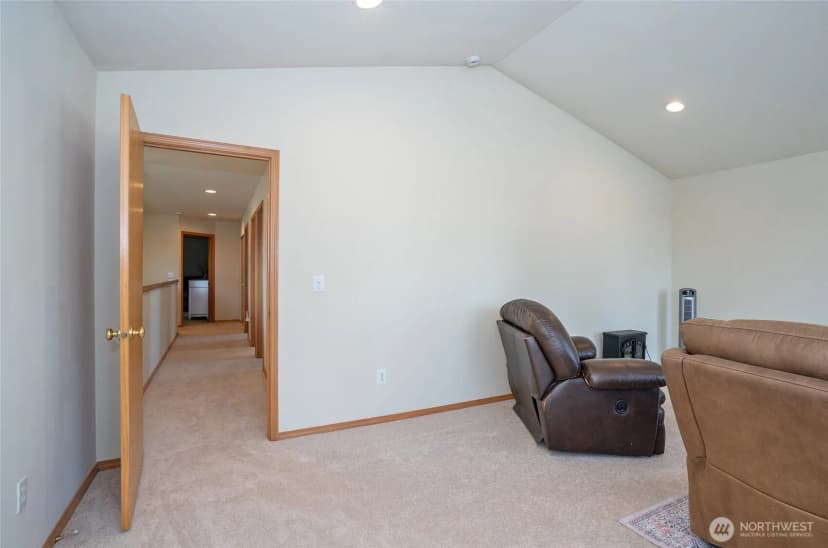 Property photo for 714 122nd Avenue Ct E, Edgewood photo 16