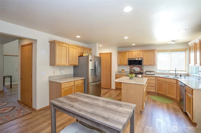 Property photo for 714 122nd Avenue Ct E, Edgewood photo 8