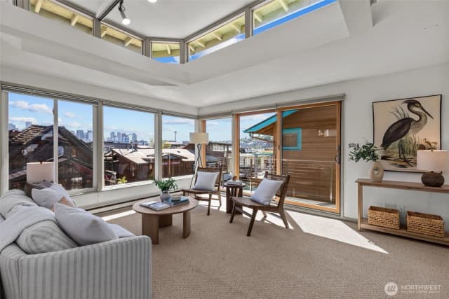 Property photo for 2025 Fairview Avenue E #e, Seattle photo 2