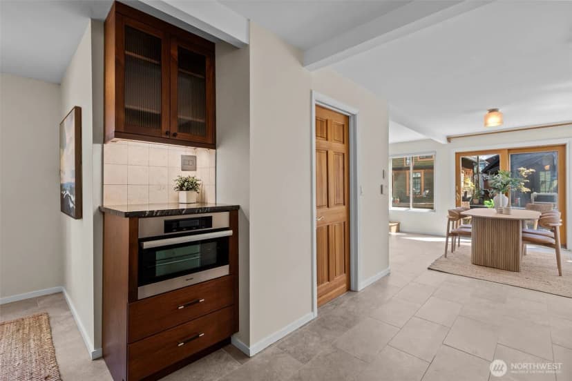 Property photo for 2025 Fairview Avenue E #e, Seattle photo 17
