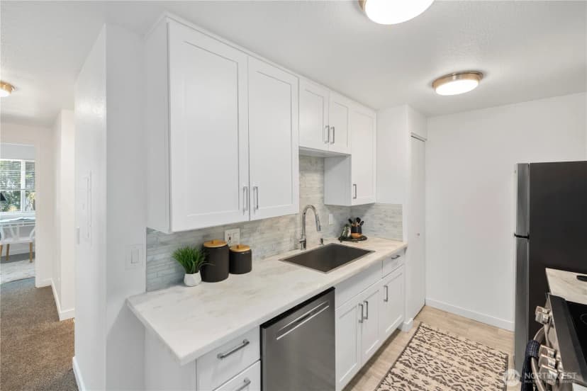 Property photo for 11424 Se 257th Street #d203, Kent photo 12