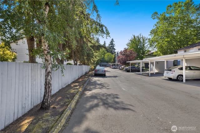 Property photo for 11424 Se 257th Street #d203, Kent photo 5