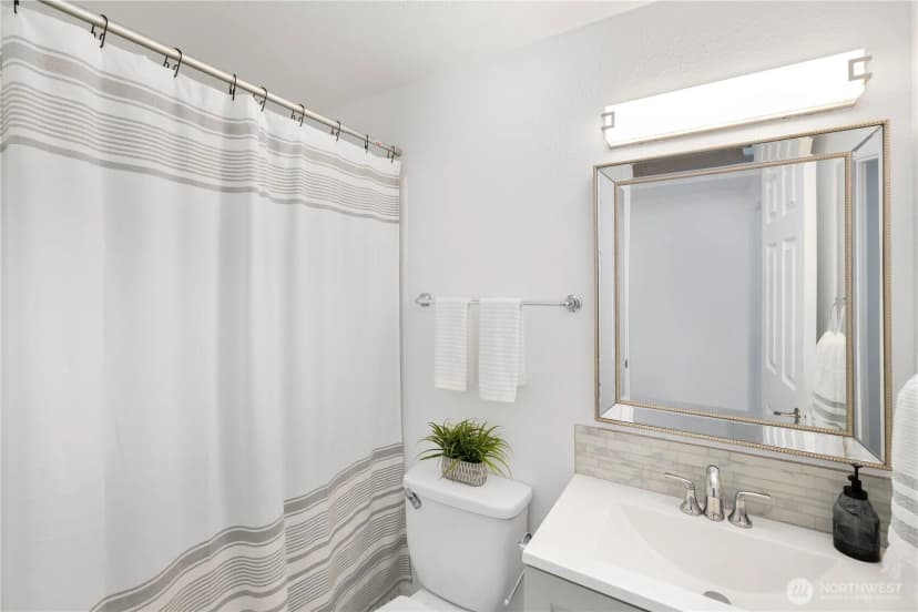 Property photo for 11424 Se 257th Street #d203, Kent photo 19