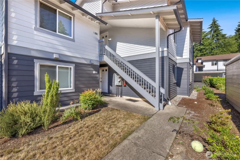 Property photo for 11424 Se 257th Street #d203, Kent