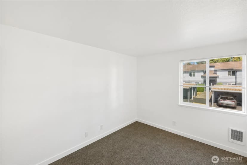 Property photo for 11424 Se 257th Street #d203, Kent photo 18