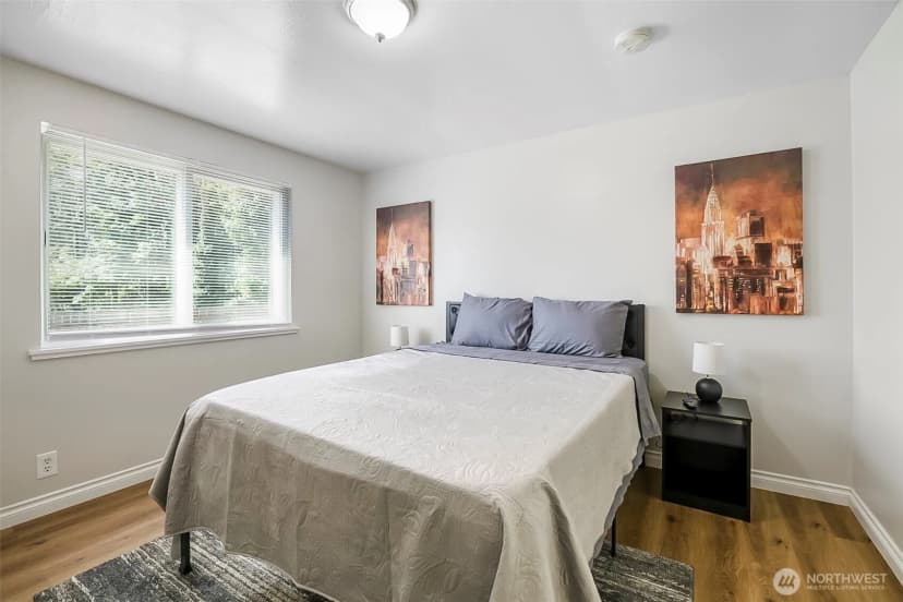 Property photo for 9201 36 Avenue S, Seattle photo 24