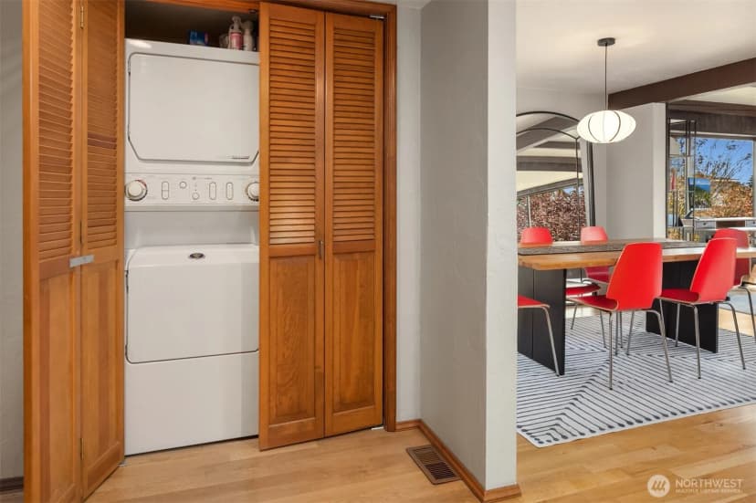 Property photo for 1627 California Avenue Sw #2, Seattle photo 24