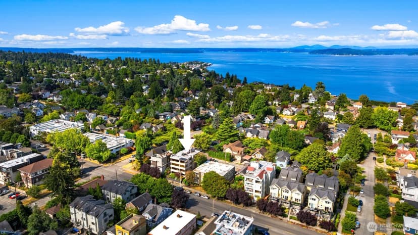 Property photo for 1627 California Avenue Sw #2, Seattle photo 32