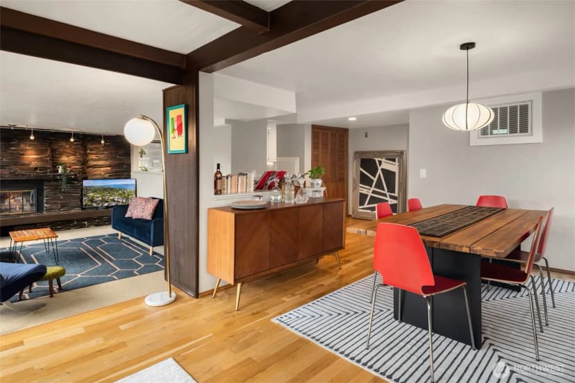 Property photo for 1627 California Avenue Sw #2, Seattle photo 6