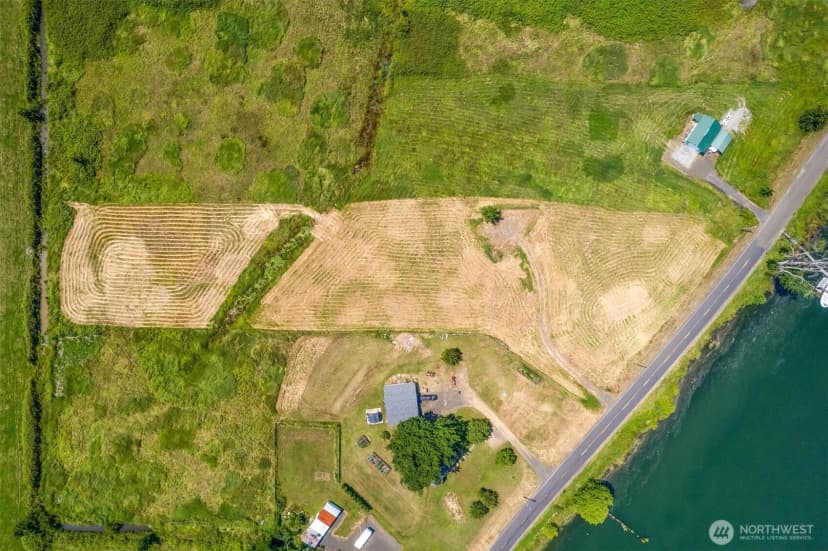 Property photo for 411 W Birnie Slough Road, Cathlamet photo 14