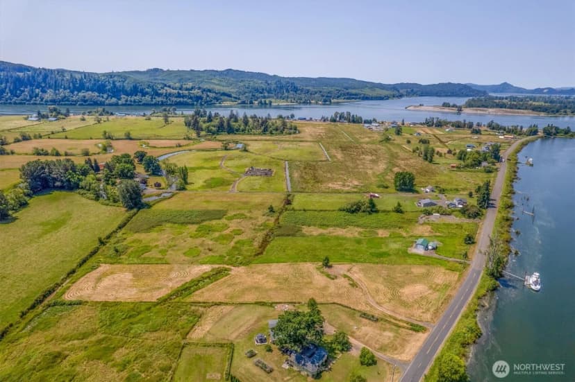 Property photo for 411 W Birnie Slough Road, Cathlamet photo 12