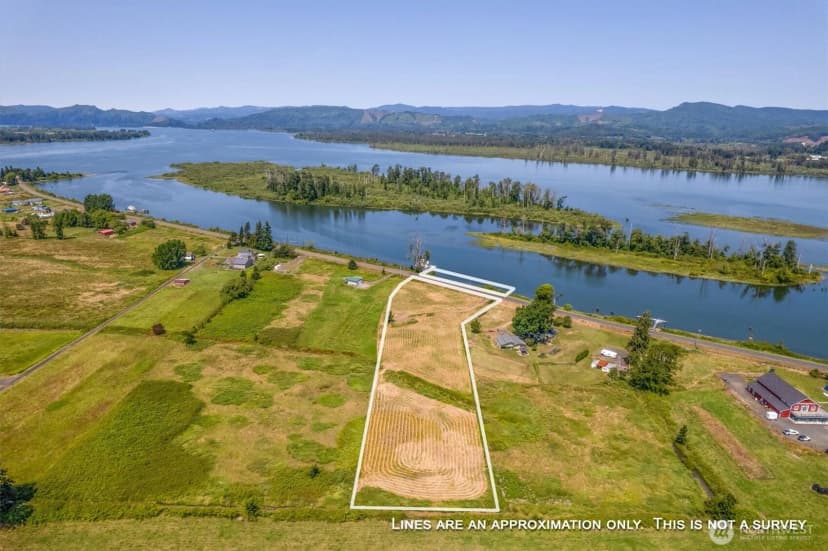 Property photo for 411 W Birnie Slough Road, Cathlamet photo 10