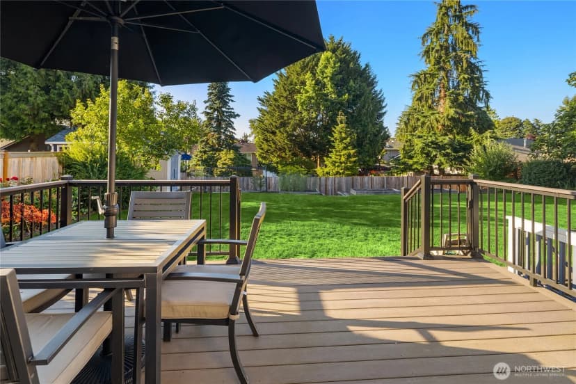 Property photo for 1931 237th Street Se, Bothell photo 22