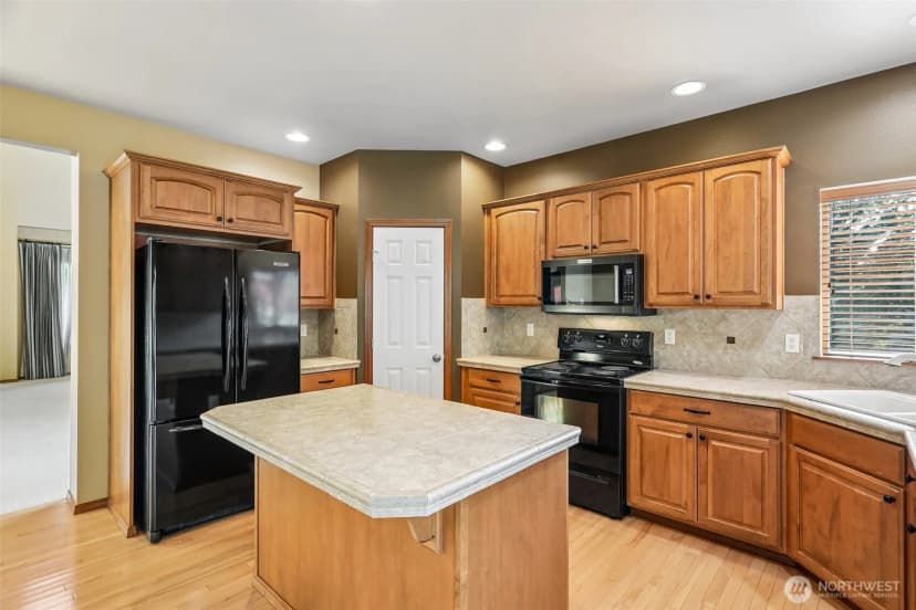 Property photo for 1824 23rd Street, Snohomish photo 7