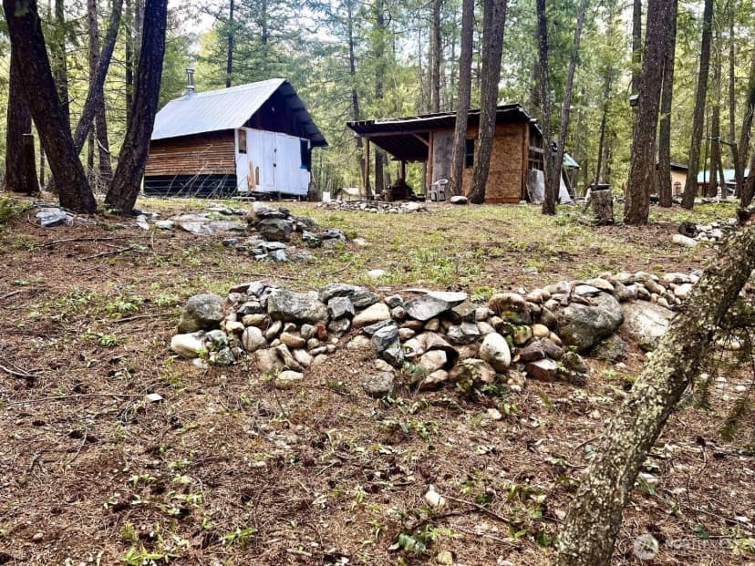 Property photo for 4 Susan Road, Okanogan photo 8