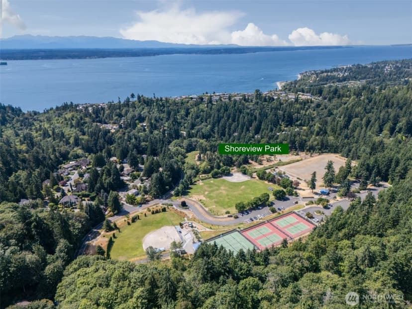 Property photo for 15204 Greenwood Avenue N, Shoreline photo 38