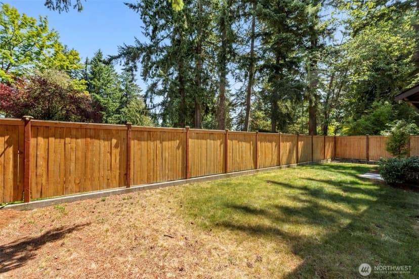 Property photo for 15204 Greenwood Avenue N, Shoreline photo 29