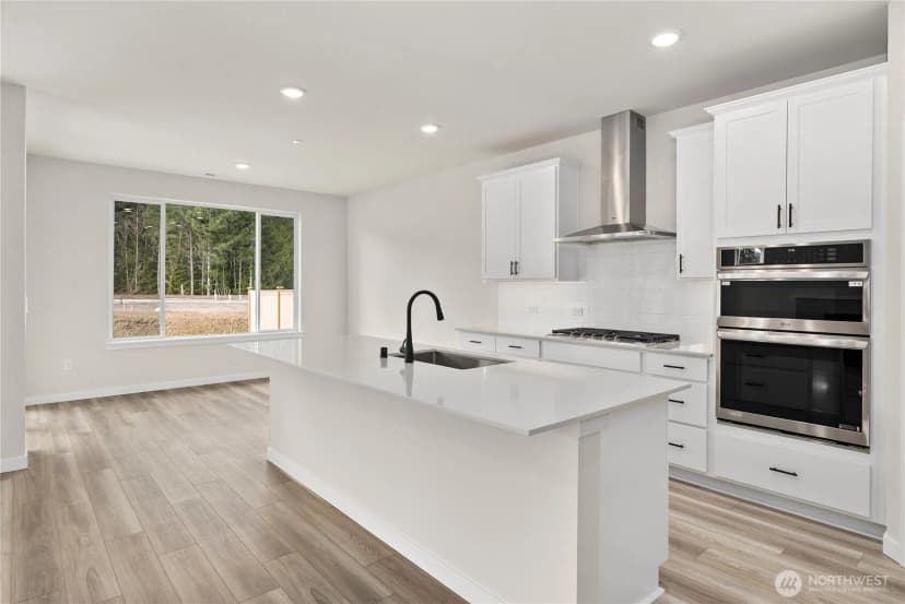 Property photo for 3943 Flat Top Drive, Bremerton photo 10