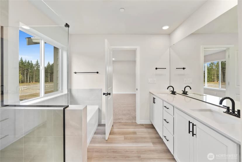 Property photo for 3943 Flat Top Drive, Bremerton photo 27