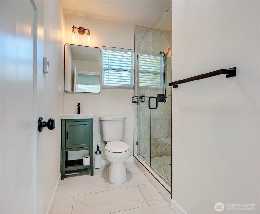 Property photo for 3806 35th Avenue W #unit 1, Seattle photo 10