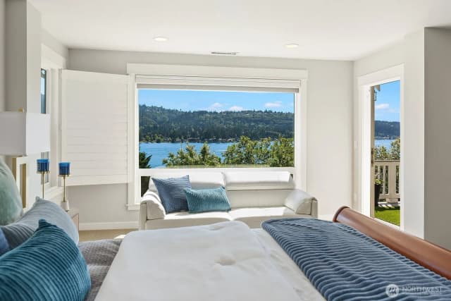 Property photo for 3857 201st Court Se, Sammamish photo 4