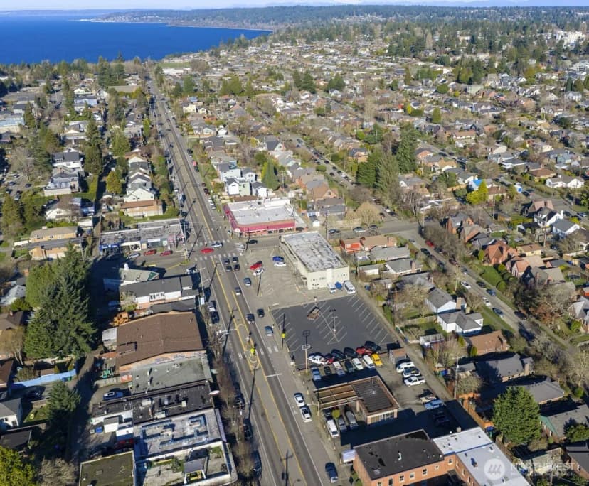 Property photo for 7724 24th Avenue Nw, Seattle photo 3