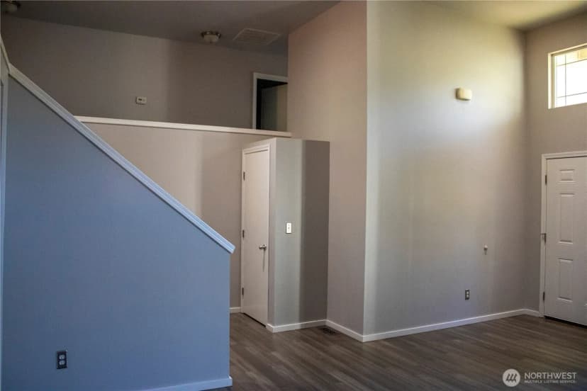 Property photo for 15721 26 Avenue W #16, Lynnwood photo 4