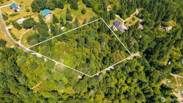 Property photo for 85 Xx 364th Avenue Se, Snoqualmie photo 2