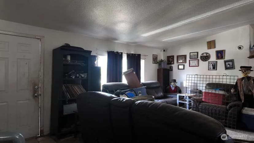 Property photo for 221 101st Street Nw, Seattle photo 22