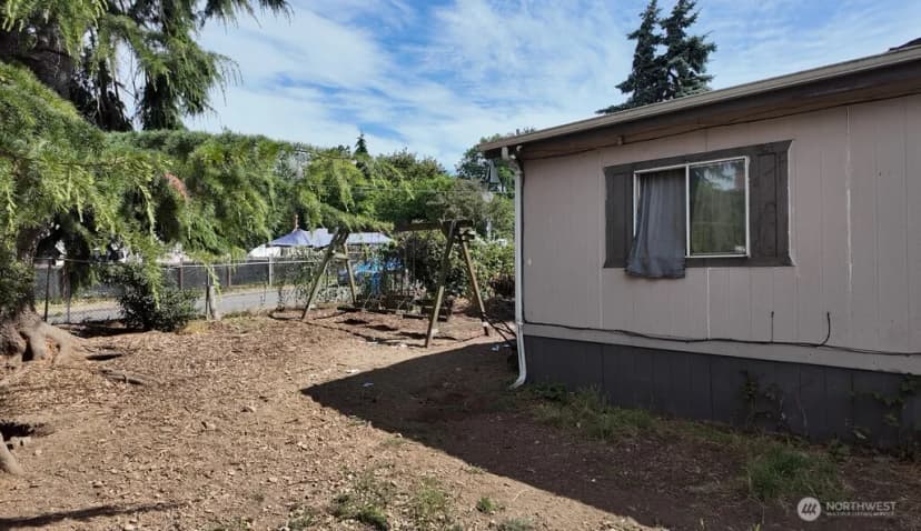 Property photo for 221 101st Street Nw, Seattle photo 4