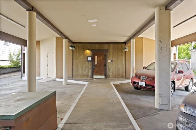 Property photo for 3209 Hoyt Avenue #302, Everett photo 2