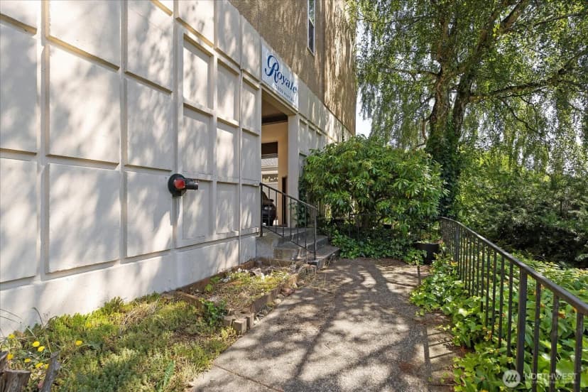 Property photo for 3209 Hoyt Avenue #302, Everett photo 17