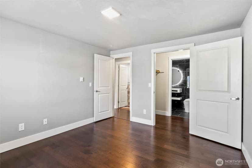 Property photo for 12404 E Gibson Road #m202, Everett photo 22